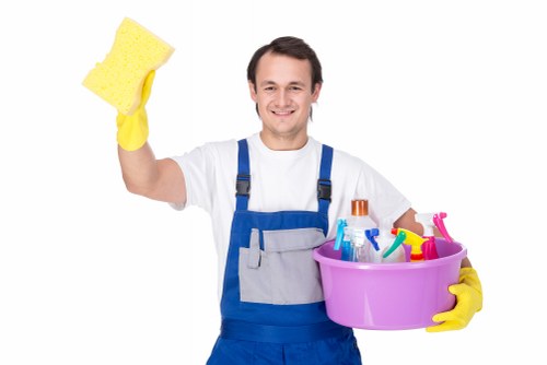Local transfer station supporting efficient waste handling and sorting